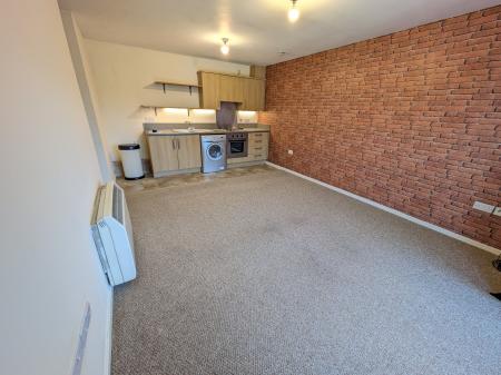 2 bedroom Flat to let in Cromford Court, Grantham, NG31
