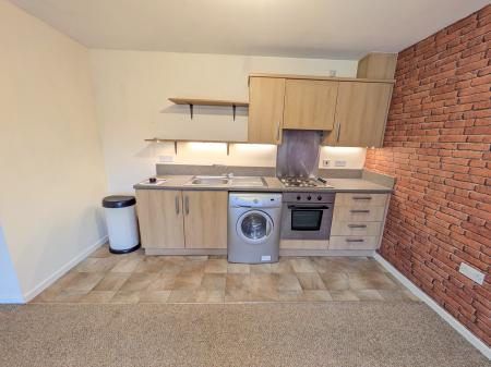 2 bedroom Flat to let in Cromford Court, Grantham, NG31