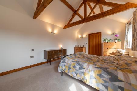 4 bedroom Barn Conversion to let in Gonerby Grange, Belton, NG32