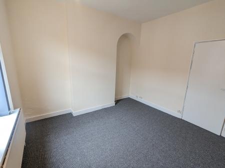 2 bedroom Terraced House to let in Grantley Street, Grantham, NG31