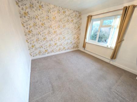 3 bedroom Semi-detached house to let in Shelley Avenue, Grantham, NG31