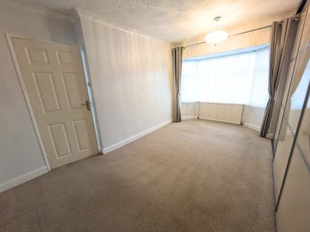 3 bedroom Semi-detached house to let in Shelley Avenue, Grantham, NG31