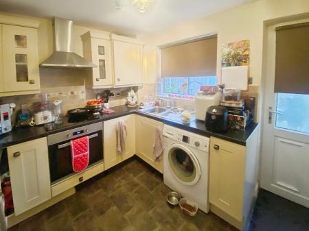 3 bedroom Detached house to let in The Belfry, Grantham, NG31