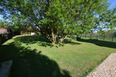 3 bedroom Semi-detached house to let in Main Street, Eastwell, LE14