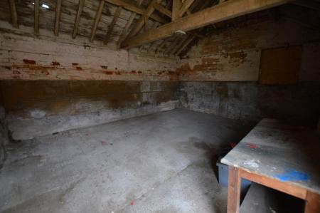 4 bedroom Detached house to let in Belvoir Road, Redmile, NG13