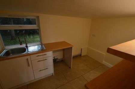 4 bedroom Detached house to let in Belvoir Road, Redmile, NG13