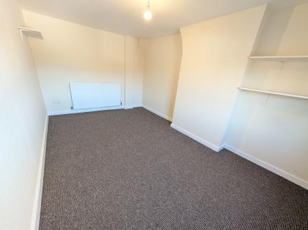 4 bedroom Terraced House to let in Queen Street, Grantham, NG31