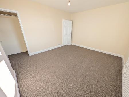 4 bedroom Terraced House to let in Queen Street, Grantham, NG31