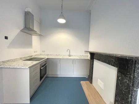 1 bedroom Flat to let in Avenue Road, Grantham, NG31