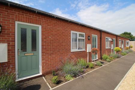 1 bedroom Bungalow to let in Willow Mews, Huntingtower Road, Grantham, NG31