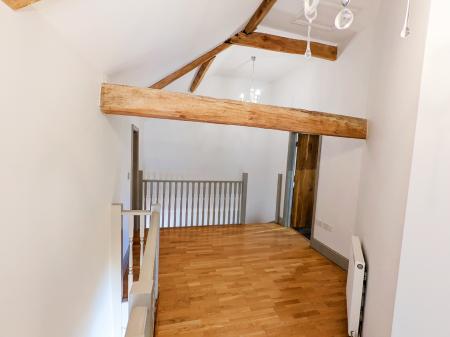 4 bedroom Barn Conversion to let in Church Farm, Stroxton, NG33