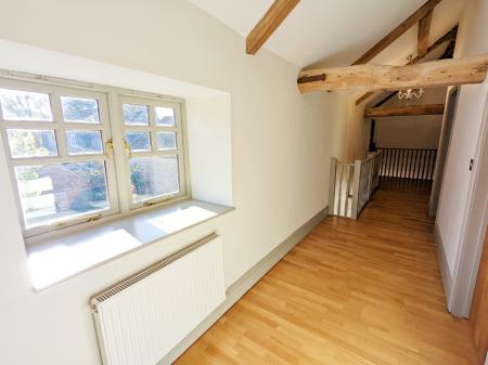 4 bedroom Barn Conversion to let in Church Farm, Stroxton, NG33