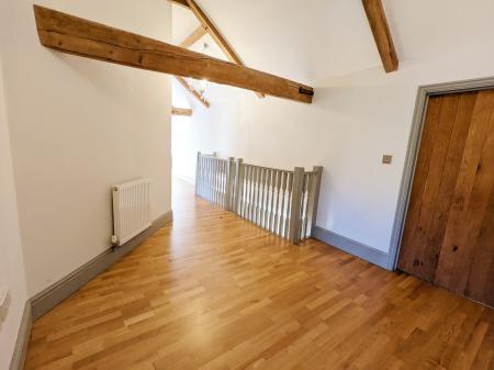 4 bedroom Barn Conversion to let in Church Farm, Stroxton, NG33