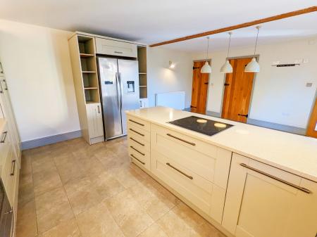 4 bedroom Barn Conversion to let in Church Farm, Stroxton, NG33