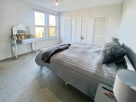 4 bedroom Detached house to let in Harlaxton Road, Grantham, NG31