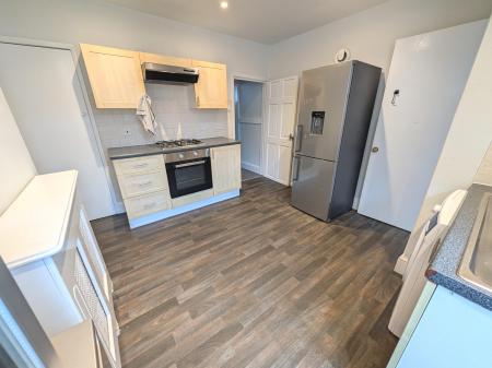 3 bedroom Terraced House to let in Cambridge Street, Grantham, NG31