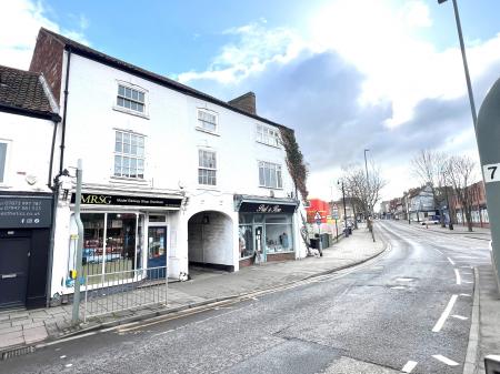 Watergate, Grantham, NG31