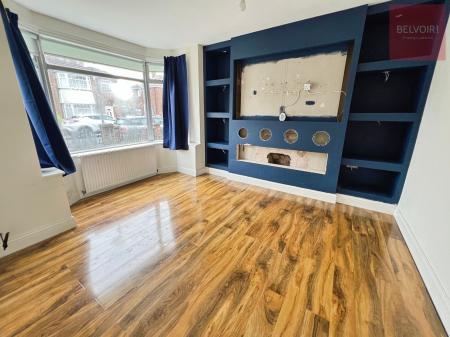 3 bedroom Semi-detached house for sale in Cartledge Avenue, Grimsby, DN32