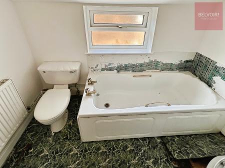 3 bedroom Terraced House for sale in Duke Street, Grimsby, DN32