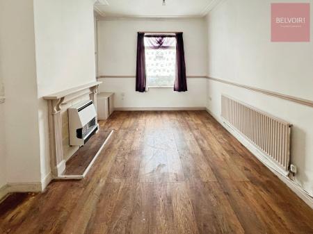 3 bedroom Terraced House for sale in Duke Street, Grimsby, DN32