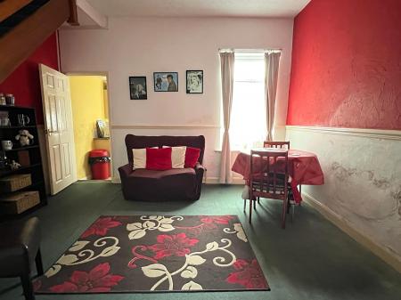 3 bedroom Terraced House for sale in Fairmont Road, Grimsby, DN32