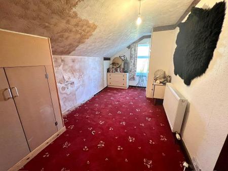 3 bedroom Terraced House for sale in Montague Street, Cleethorpes, DN35