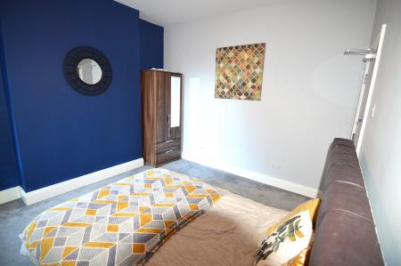 1 bedroom House share to let in Albert Road, Cleethorpes, DN35