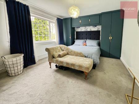 5 bedroom Detached house to let in Brickyard, Great Limber, Grimsby, DN37