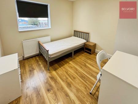 5 bedroom House share to let in Corporation Road, Grimsby, DN31