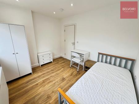 5 bedroom House share to let in Corporation Road, Grimsby, DN31