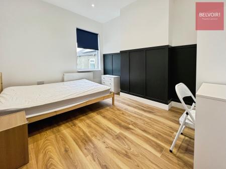 5 bedroom House share to let in Corporation Road, Grimsby, DN31