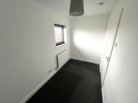 2 bedroom Flat to let in Torrington Street, Grimsby, DN32