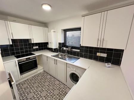 2 bedroom Flat to let in Torrington Street, Grimsby, DN32