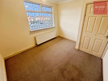 3 bedroom Semi-detached house to let in Laceby Road, Grimsby, DN34