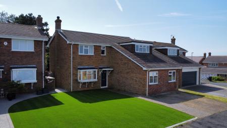 Mount Caburn Crescent, Peacehaven, BN10