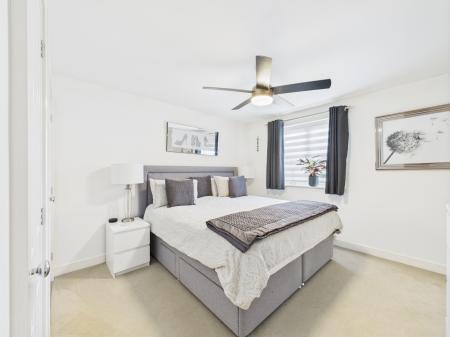 4 bedroom Detached house for sale in Frezenberg Close, Burbage, LE10