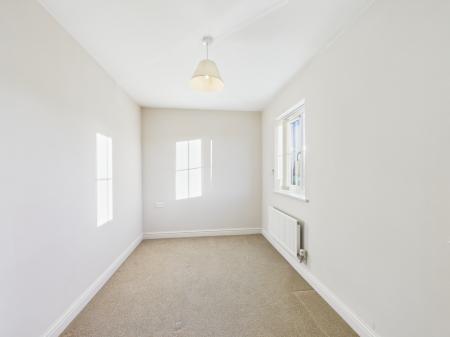 2 bedroom End of terrace house for sale in The Square, Earl Shilton, LE9