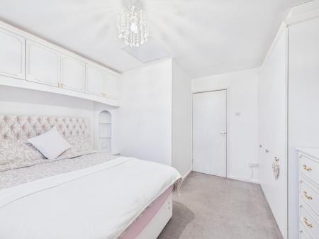 1 bedroom Maisonette to let in Sycamore Close, Burbage, LE10