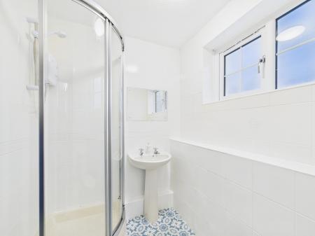 1 bedroom Maisonette to let in Sycamore Close, Burbage, LE10