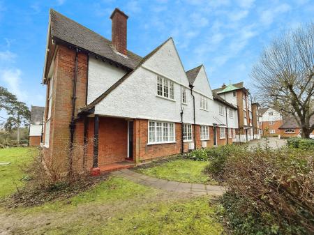 Sollershott Hall, Sollershott East, Letchworth Garden City, SG6