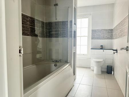 5 bedroom Flat for sale in George Street, Hull, HU1