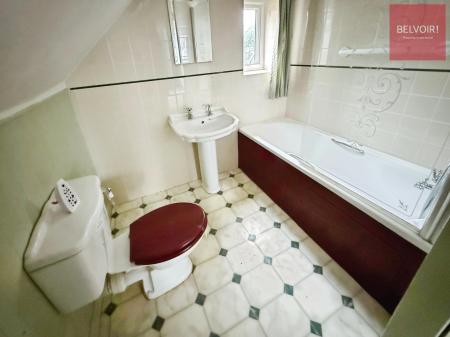 3 bedroom Semi-detached house for sale in Maytree Avenue, HU8, Hull, HU8