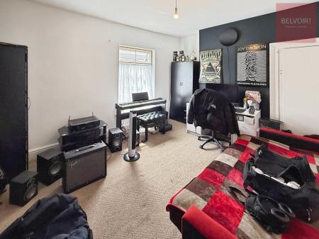 2 bedroom Terraced House for sale in Myrtle Avenue, HU3, Hull, HU3