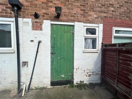 2 bedroom Terraced House to let in Medina Road, HU8, Hull, HU8