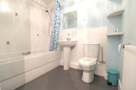 2 bedroom Flat to let in Redhill Park, HU6, Hull, HU6