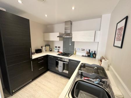 1 bedroom Flat to let in Park Square, Brookside, Huntingdon, PE29