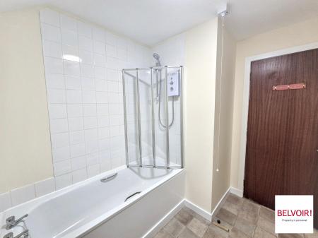 2 bedroom Flat to let in King Street, Inverness, Highland, IV3