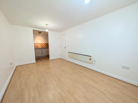 1 bedroom Flat to let in Reservoir Road, Kettering, NN16