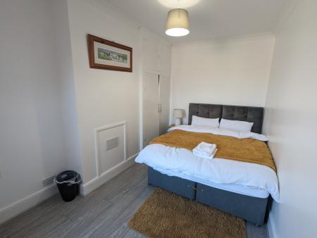 3 bedroom Terraced House to let in Field Street, Kettering, NN16