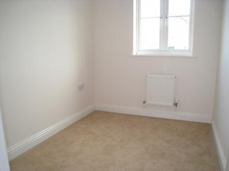 3 bedroom Terraced House to let in Mallard End, Downham Market, PE38